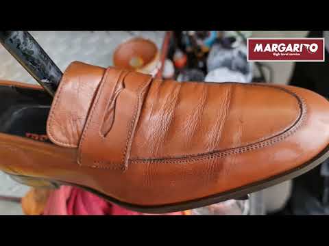 Removing cracks in light brown shoes