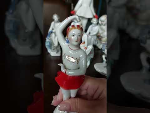 Фарфор на тему ,,Зима". Моя коллекция статуэток на зимнюю тему.