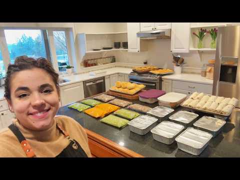 11 Recipes, 44 Meals, 1 Afternoon | Filling My Friend's and My Freezers with Homemade Freezer Meals