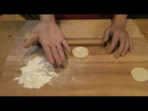 How to roll out Asian dumpling wrappers - version 2