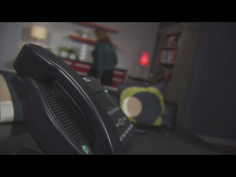 Scams and schemes: Telemarketers, fake reviewers, Q-ray bracelet (Marketplace)