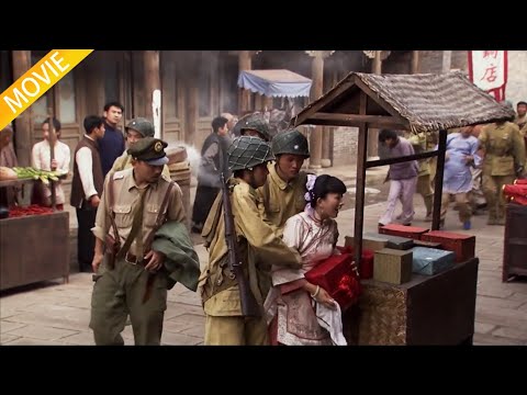 美女挺著大肚子逛街被敵軍抓捕，一旁的女神槍手挺身而出    ⚔️ 抗日 | Kung Fu