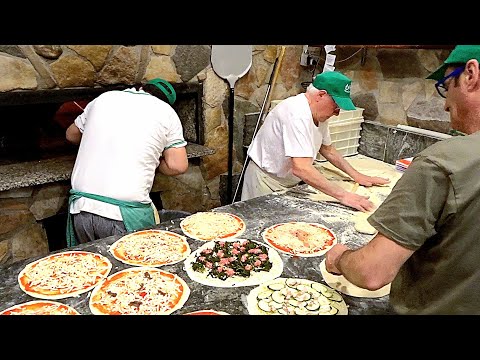 Amazing pizza chef in Rome, one of the oldest pizza chefs, 57 years of making pizzas with love