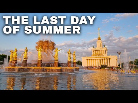 I Went to the Most Popular Park in Moscow: VDNKh