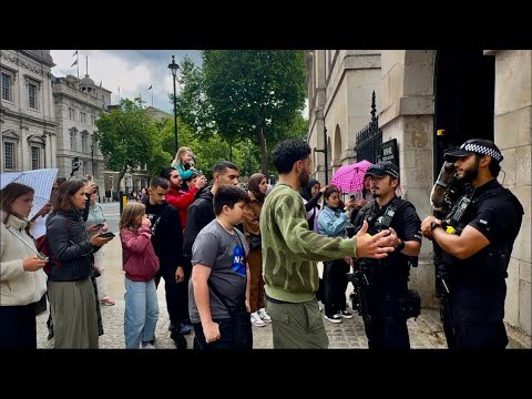 RUDE IDIOT Group DISRESPECTS the king’s Guard and POLICE