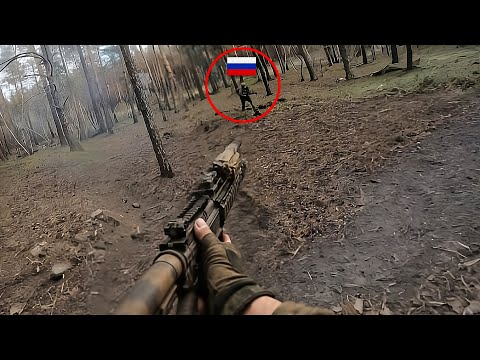 Azov Soldiers Smash Into Russian Positions in Brutal Close Combat