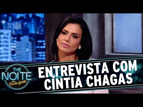 The Noite (25/11/15) - Entrevista (ou aula) com Cíntia Chagas