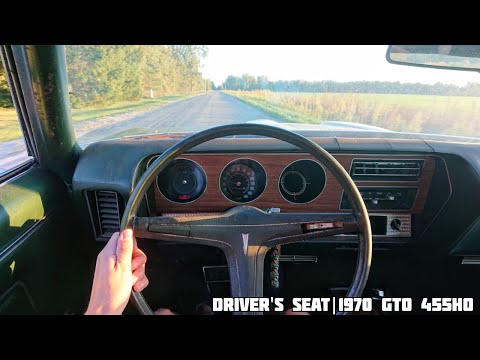 Idiot drives a mostly working 455ho gto while listening to 70s music on a Saturday night.mp4