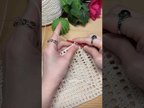 🤍🧶New project, old pattern, timeless results #simplicity888 #crochetpattern #grannysquare #croche