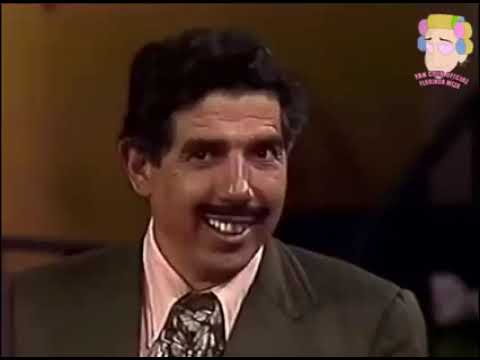 EL PROFESOR JIRAFALES SE ENAMORA DE GLORIA