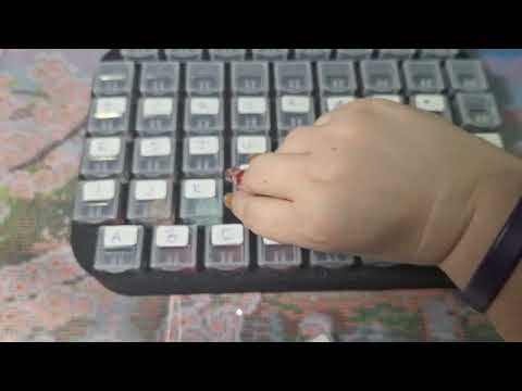 KITTING UP MAKE MARKET