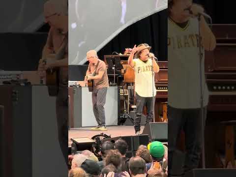 Pearl Jam - Little Wing (Pittsburgh PPG Arena May 18, 2025 night 2)