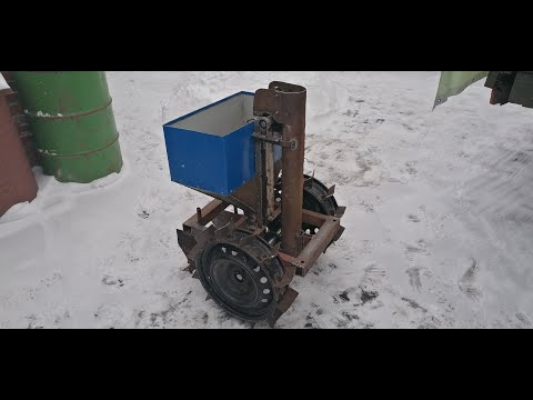 Картофелесажалка для минитрактора своими руками