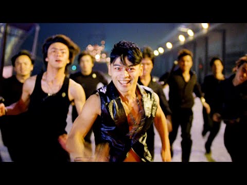 开局就是高速追飞机！这狠人警察为了办案，差点把整座城市都给掀了！一口气看完《痞子英雄之全面开战》