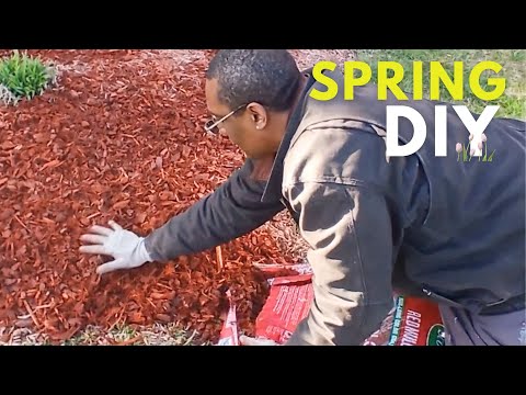 Mulching Your Garden | Very Easy