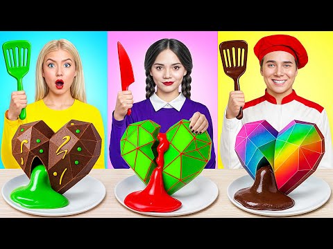 Wednesday vs 奶奶 烹飪挑戰 | 有趣的食物戰爭 Candy DO