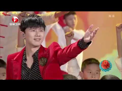 【2022春晚】不愧是全音域歌手！张杰演唱《少年中国说》高昂歌声，让全场欢呼【安徽卫视春晚】
