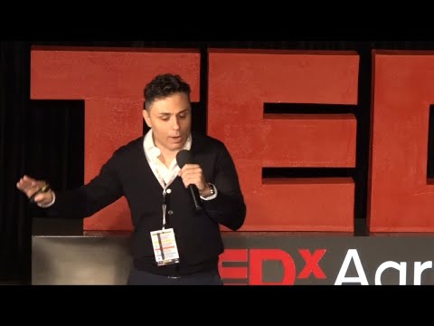 Η Συνήθεια της Επιτυχίας | Κοσμάς Μαρινάκης | TEDxAgrinio