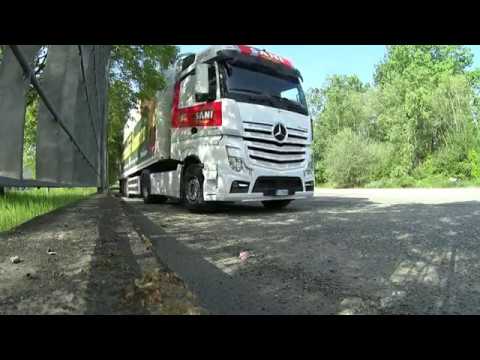 Как не зацепить хвостом фуры(вариант 1)