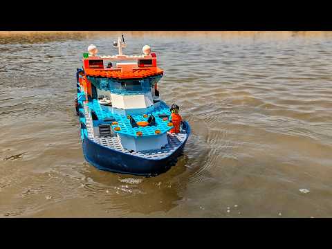I motorized the LEGO Arctic Explorer Ship