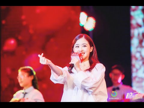 人美歌甜!张含韵手语歌舞《一百万个可能》