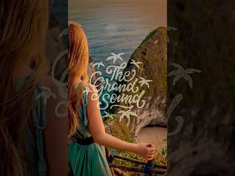 Melodic House Mix 🌊 'Endless Waves' · Relaxing Deep House Set 🎶 #shorts