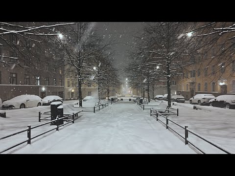 Peaceful Snowy Night Walk in Central Helsinki: From Heavy to Gentle Snowfall (February 2025)