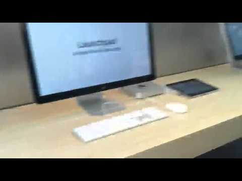 Apple Store @ the Highland Village in Houston, Tx 5