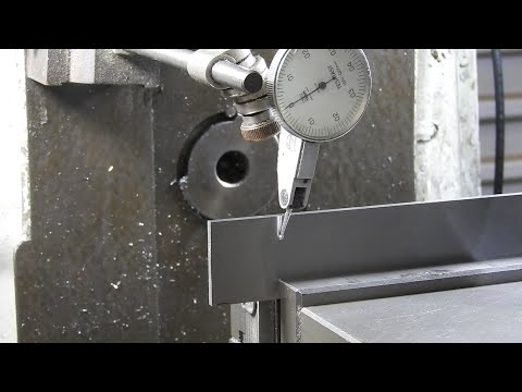 Milling vices, alignment and keys