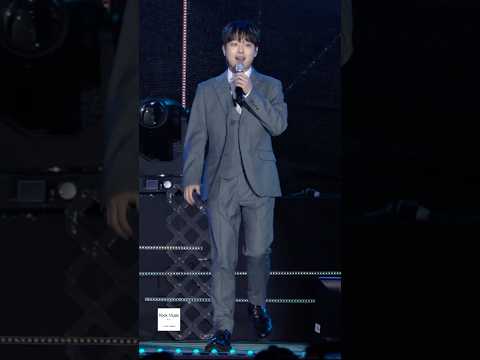 이찬원 대전 MG음악회 멋진 반주와 함께 입장하는 모습