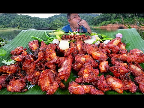 แหนมซี่โครงกระดูกอ่อนทอด กินกับกระเทียมโทนพริกหอมแดง-28-06-2025-