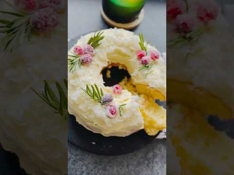 Tom Cruise Coconut Cake 🎄