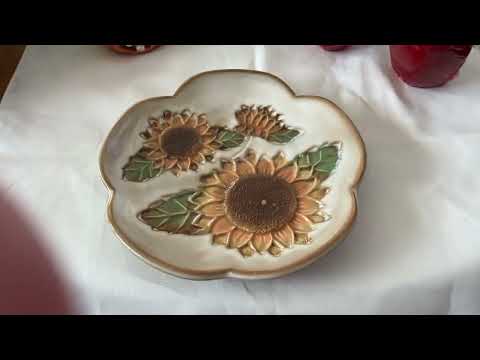 December 1, 2025 vintage items, sunflower dish
