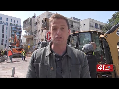 Iran missile strikes hit Tel Aviv as Trump delays attacks