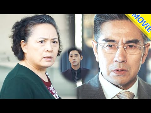 30 years after divorce, he learns his ex had his son and breaks down!