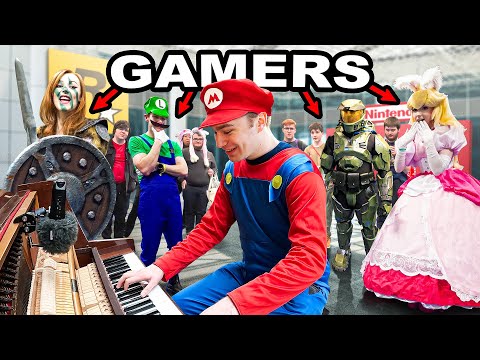 I Played Video Game Songs at a VIDEO GAME CONVENTION