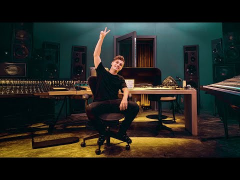 How Martin Garrix Produced His Song "Gravity"