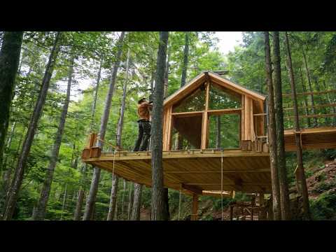 A Man Built a Tree House in 30 DAYS. Start to Finish