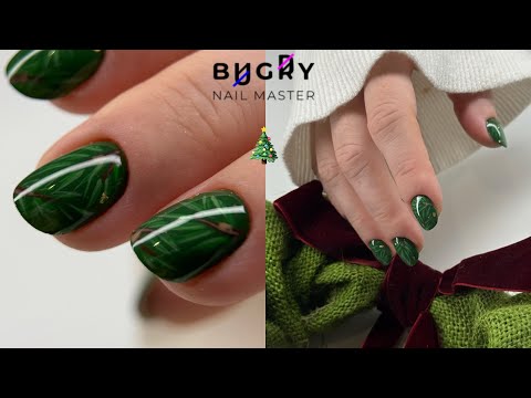 How to save time on your New Year's manicure/A quick nail correction with a design for your siste...