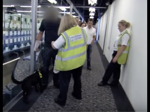 Border Security Agents Fight Smugglers | Border Patrol