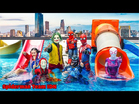 Tim Spiderman Bertemu Tim Joker di Kolam Renang - Spiderman Team IDN