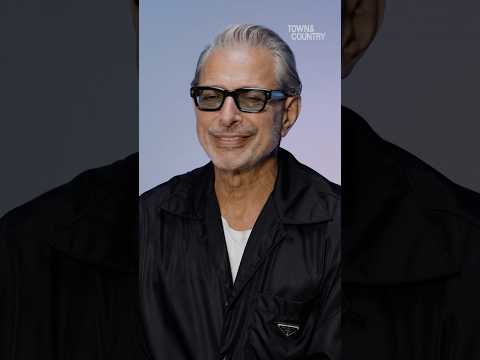 #JeffGoldblum clears up the mystery behind that #JurassicPark moment.