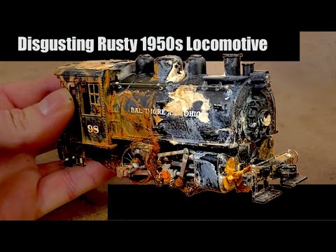 Disgusting, Rusted 1950s Rivarossi Locomotive - Will it Run?