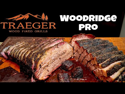 First Time Ever Smoking On A Traeger - Woodridge Pro - Smoked Brisket