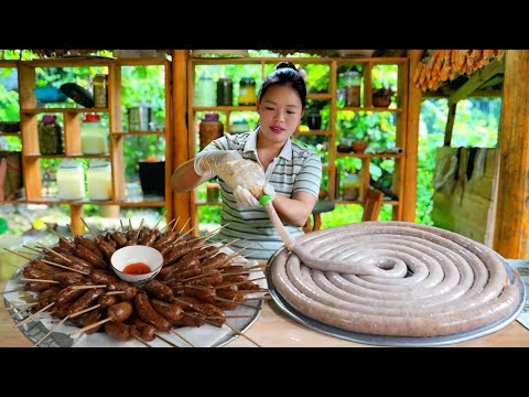 How to Make Delicious and Fatty Stone-Grilled Sausage to Sell at the Market.