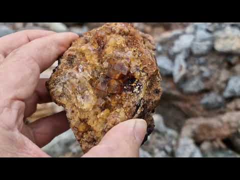 Tour im Steinbruch mit Fluorit und jeder Menge Wasser. #mineralien #kristalle #erzgebirge #crystals