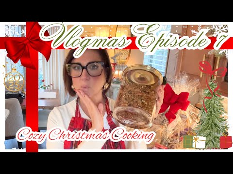 Vlogmas Days 16 & 17 | Cozy Christmas Cooking & Our Holiday Menu