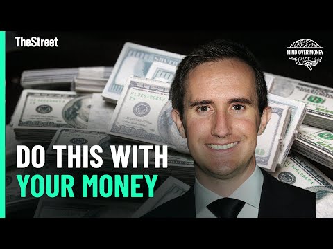 The One Money Habit That Actually Makes You Happier