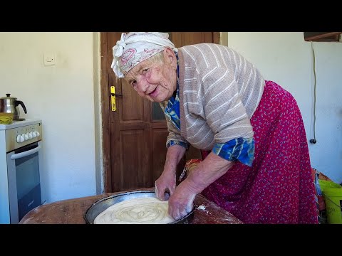 CRIJEPAČKA PITA stare nene EMINE