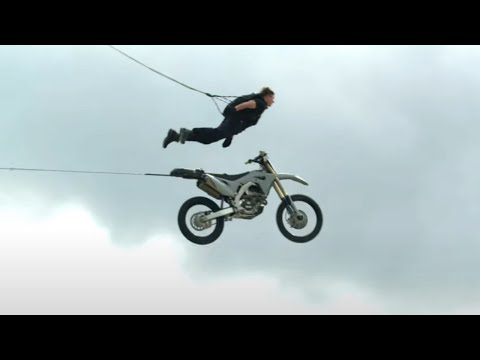 The Craziest Stunt ever performed by Tom Cruise - Mission: Impossible 7